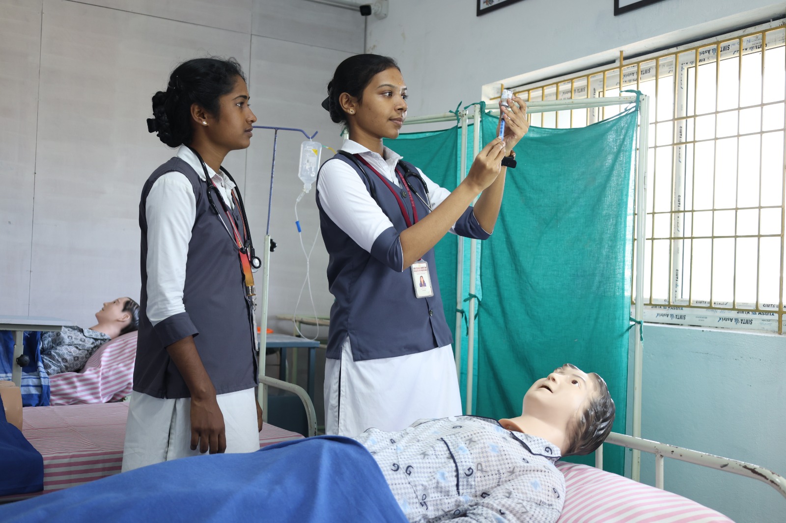 ANM Nursing Course Image